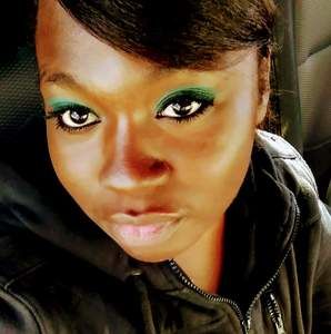 Meet your Posher, Monica